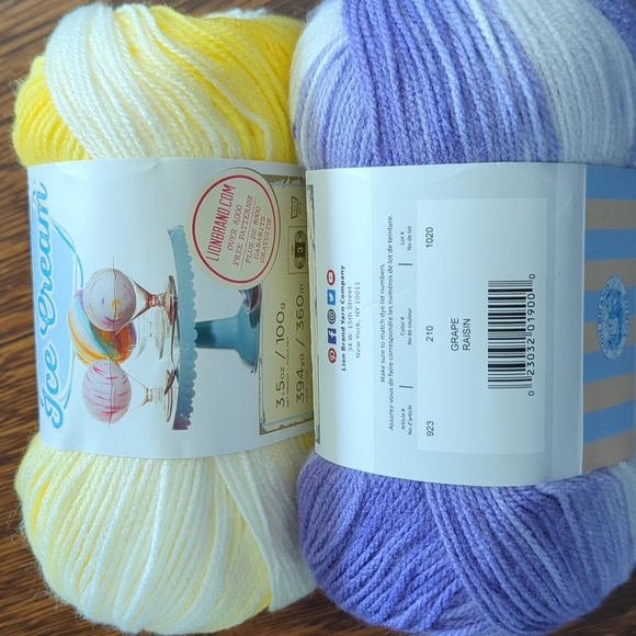 Lion Brand Ice Cream Light Weight (3) - 4 skeins total - Picture 6 of 8